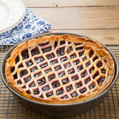 Master Class Non-Stick Deep Pie Pan, 23cm