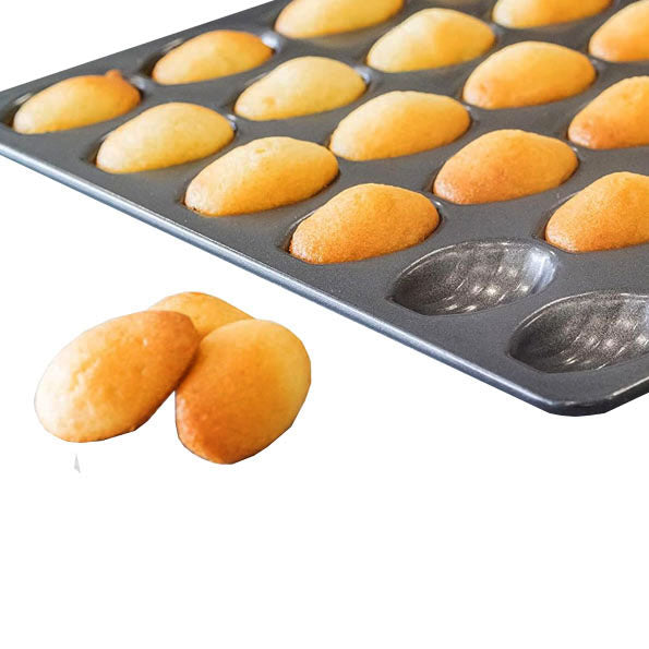 Masterclass 24 Hole Mini Madeleine Pan