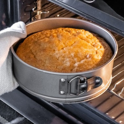 Dexam Non-Stick Round Springform Cake Tin, 18cm
