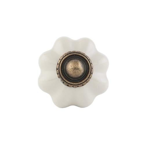 cream cupboard knob