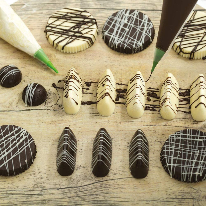 10 Disposable Icing & Piping Bags With Writing Nozzles