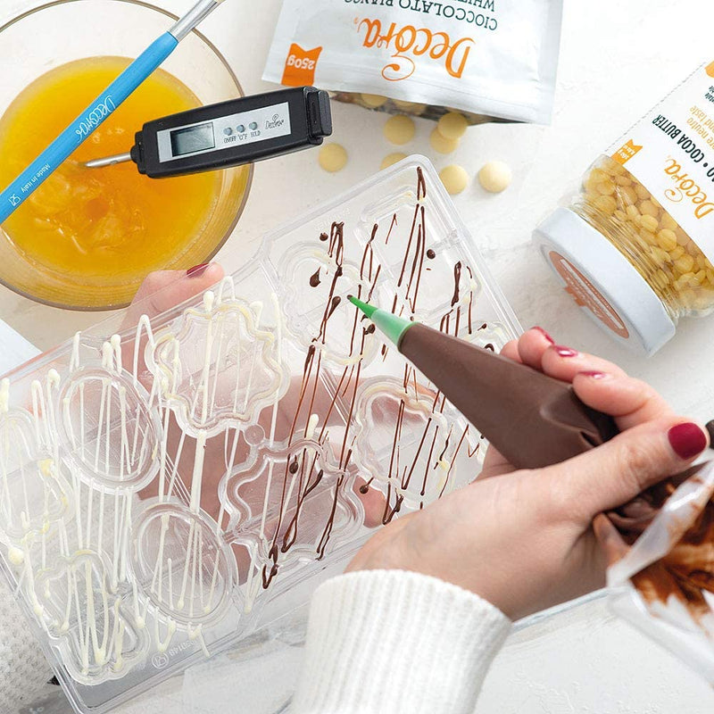10 Disposable Icing & Piping Bags With Writing Nozzles