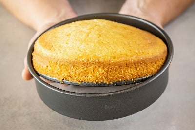 Tala Non-Stick Round Sandwich Cake Tin, 23cm (g98x)